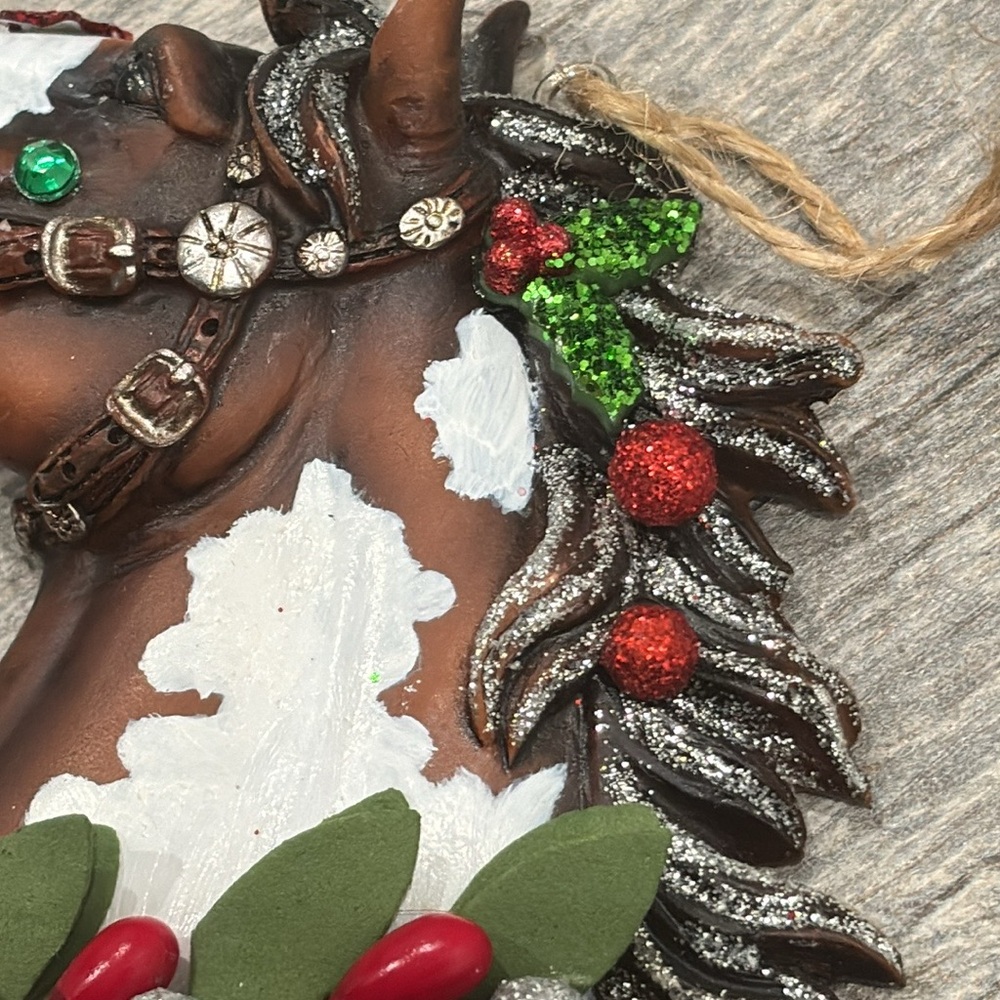 Holiday Horses: “Christmas Eve” design. Decorated Christmas horse ornamnent - Picture 9 of 14
